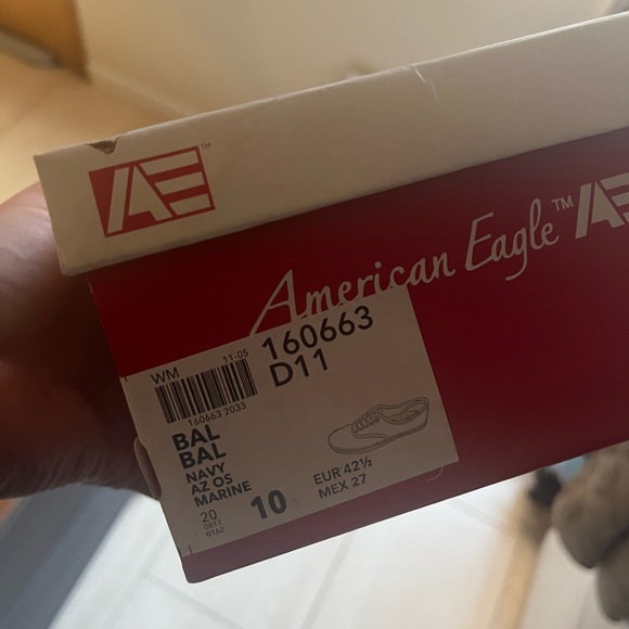 American Eagle Sneakers - Brand New in Box - never worn - Size 10 - Navy - Picture 4 of 4